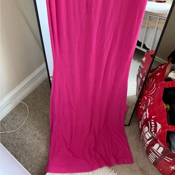 Skims soft lounge Hot Pink Slim Maxi Dress - Picture 5 of 9